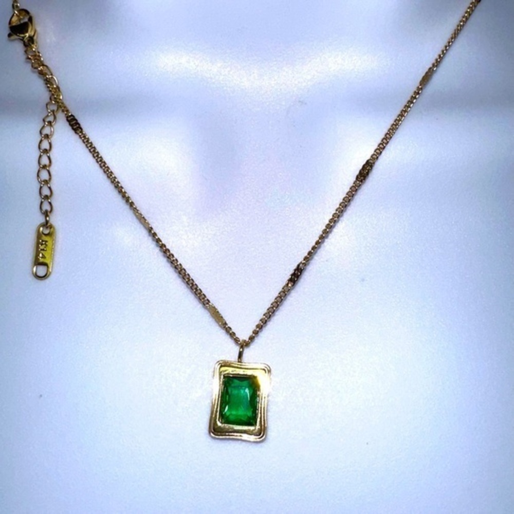 14k Emerald Necklace